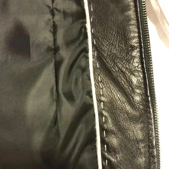 IZOD leather coat with zipper front. - Picture 10 of 12